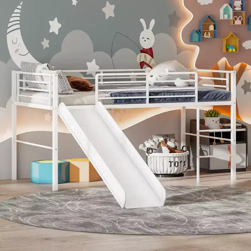 Letto a soppalco matrimoniale in metallo nero/argento/bianco con scivolo e scaletta, 1 bambino